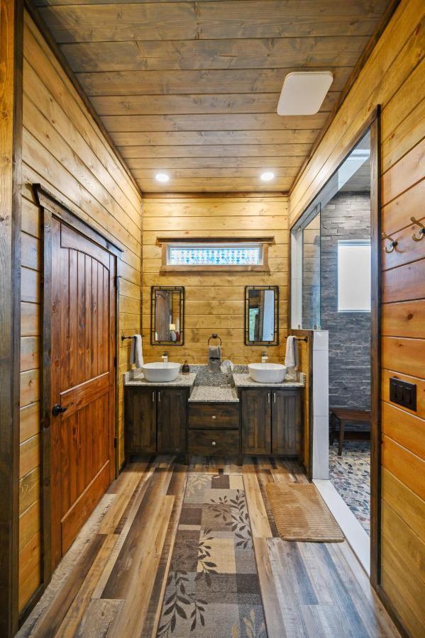 The Adirondack Honeymoon Hot Tub Soaking Tub Wood Burning Fireplace Stephens Gap エクステリア 写真
