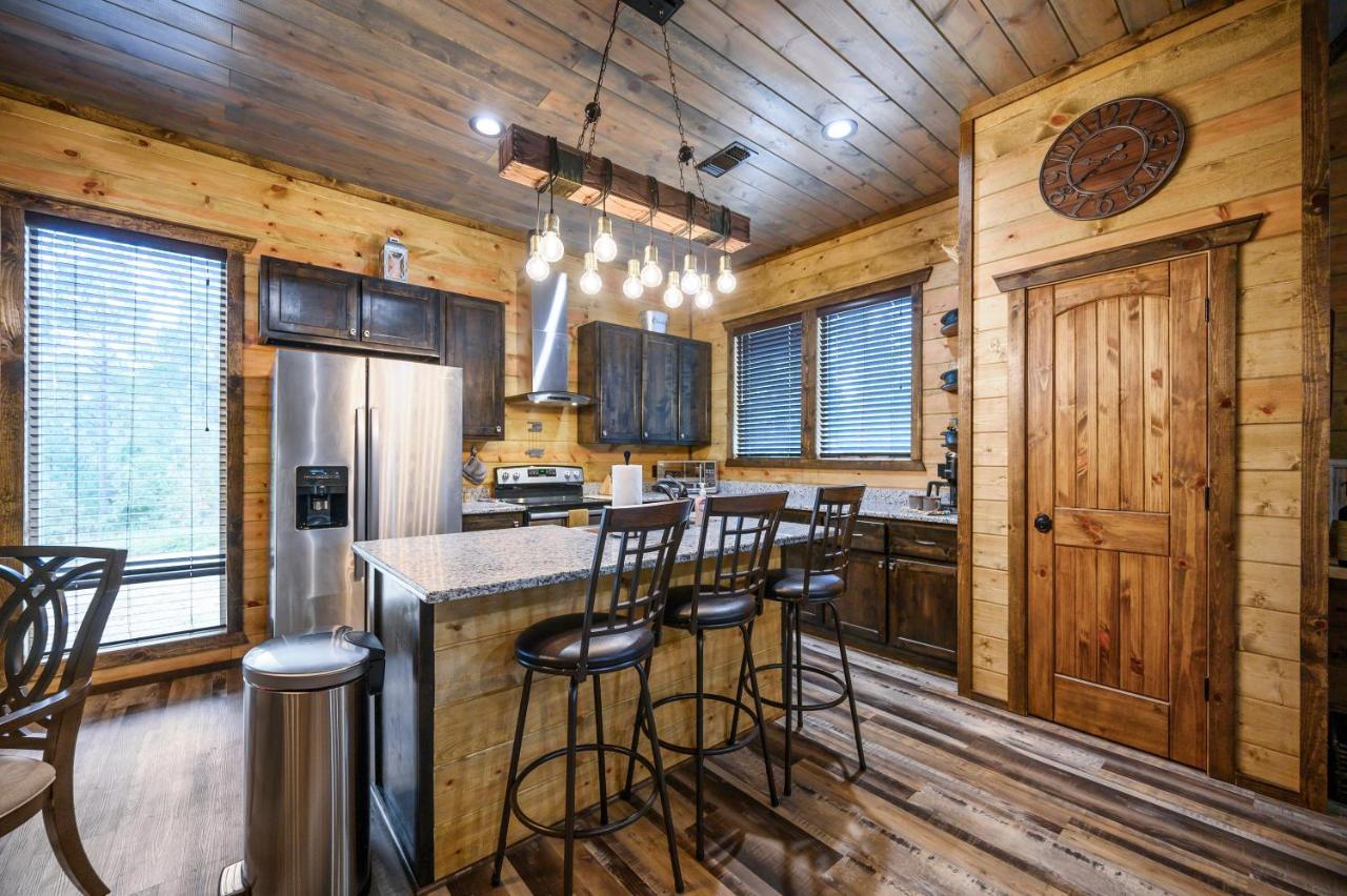 The Adirondack Honeymoon Hot Tub Soaking Tub Wood Burning Fireplace Stephens Gap エクステリア 写真