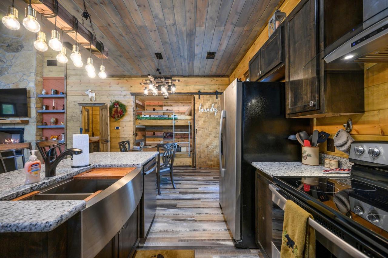 The Adirondack Honeymoon Hot Tub Soaking Tub Wood Burning Fireplace Stephens Gap エクステリア 写真